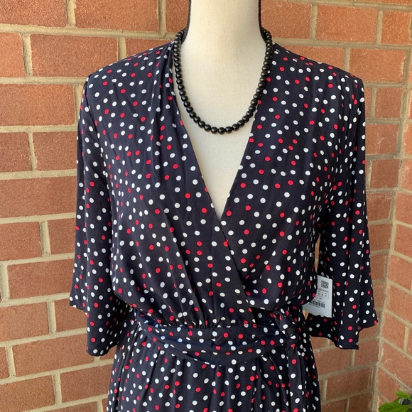 Dress - Picture 3 of 6